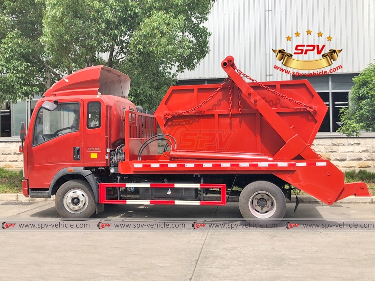 Skip Loader Garbage Truck Sinotruk HOWO - LS